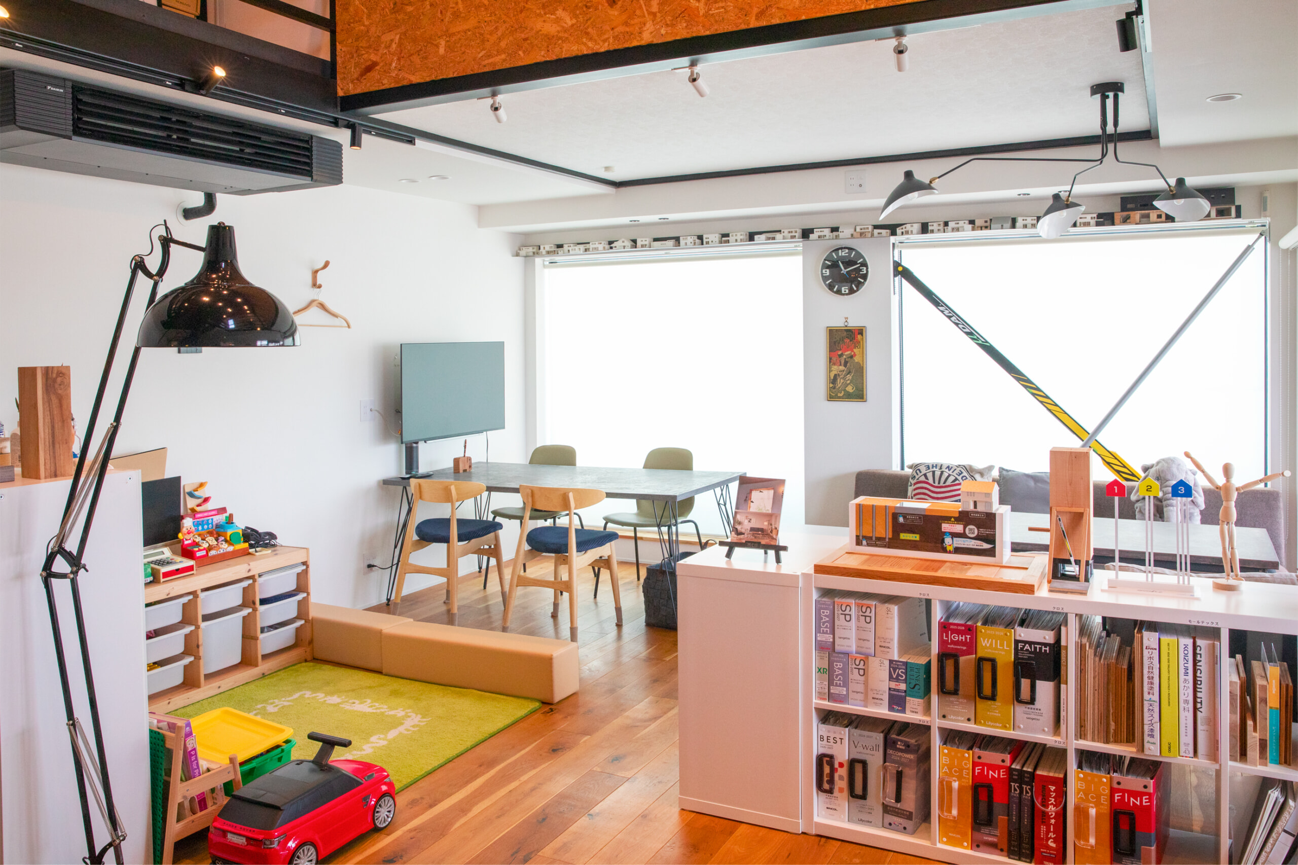 株式会社 家ZOUイメージフォト