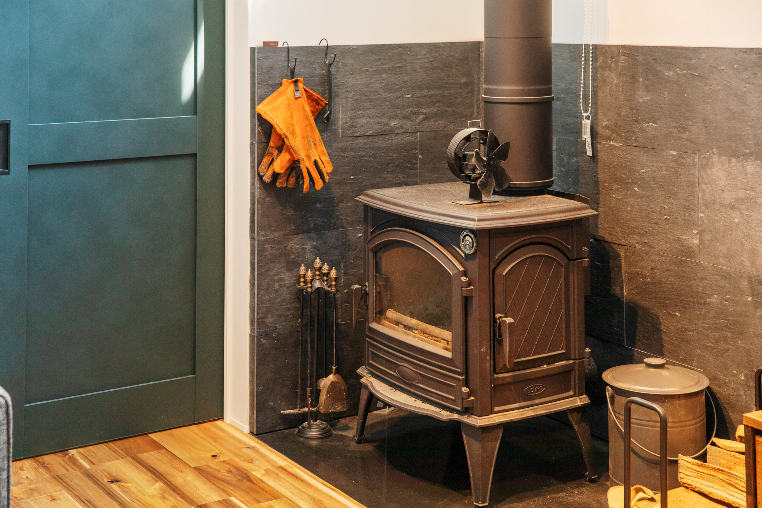 WE LOVE THIS HOUSEイメージフォト